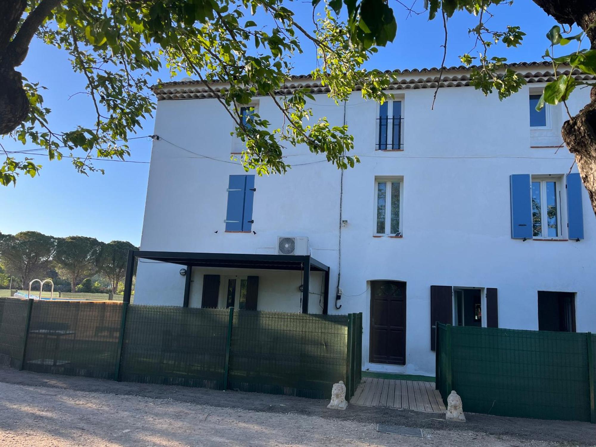 Avec Piscine Au Milieu Des Vignes Les Arcs-sur-Argens